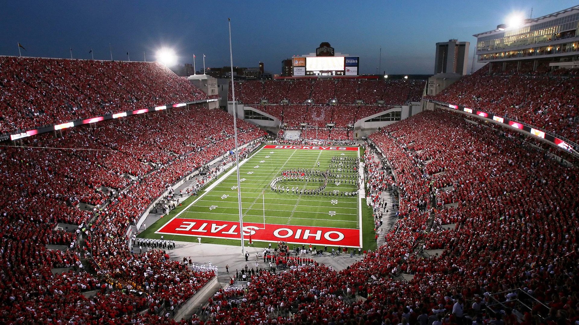 中国足球年度跑动热区与战术变化联动，足球跑动热点图